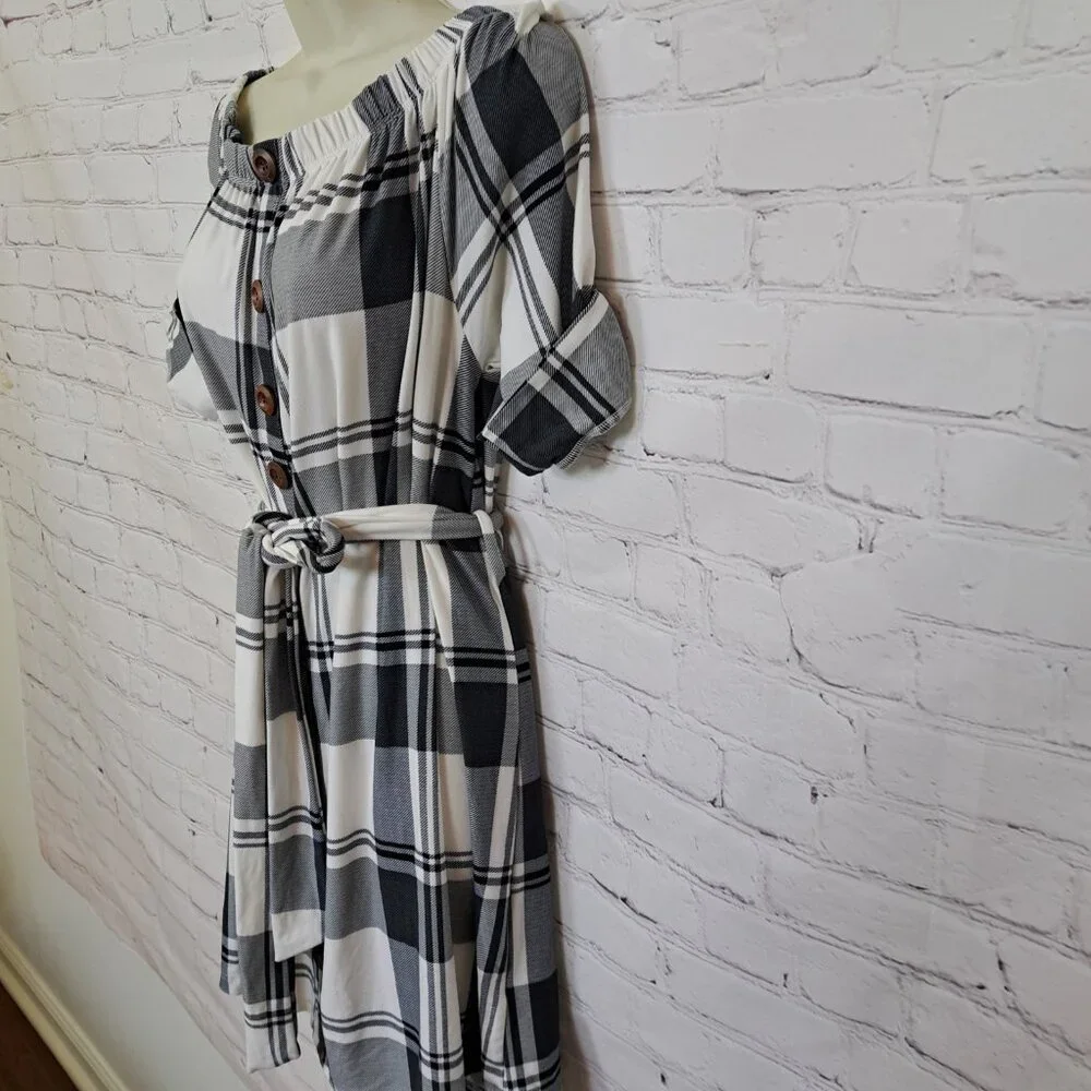 J For Justify Ultrasoft Off Shoulder Plaid Belted Dress 1X - Picture 2 of 9